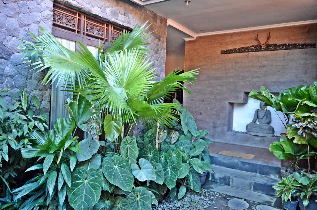 Yulia 2 Homestay Sanur Zewnętrze zdjęcie