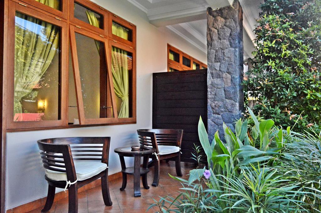 Yulia 2 Homestay Sanur Zewnętrze zdjęcie