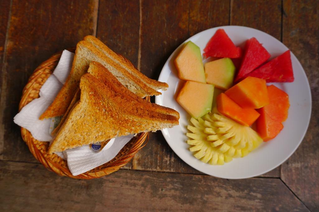 Yulia 2 Homestay Sanur Zewnętrze zdjęcie
