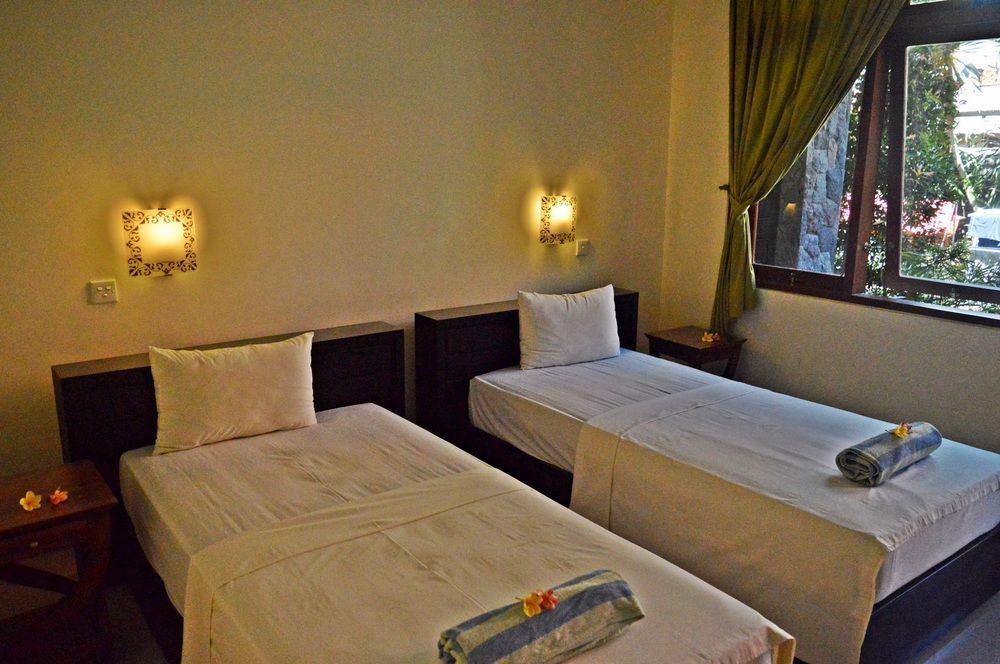 Yulia 2 Homestay Sanur Zewnętrze zdjęcie